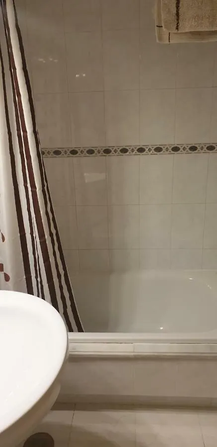 Habitacion En Piso Compartido Malaga Homestay