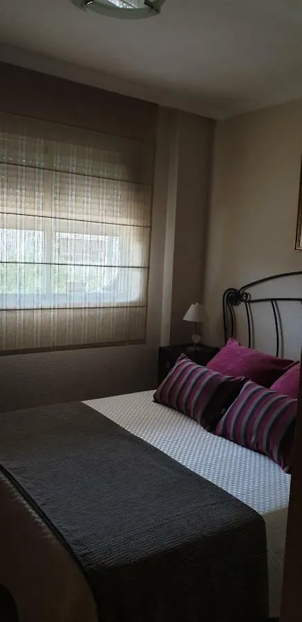 מאלגה Habitacion En Piso Compartido בית אירוח